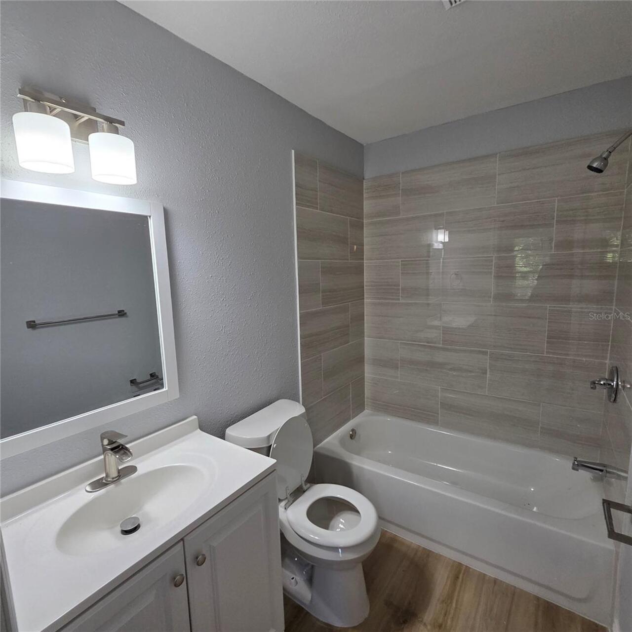 Listing Photo 14