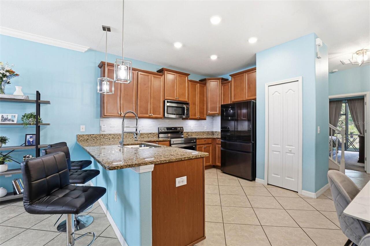 Listing Photo 11