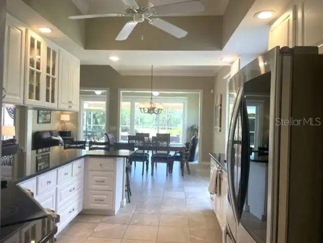 Listing Photo 10