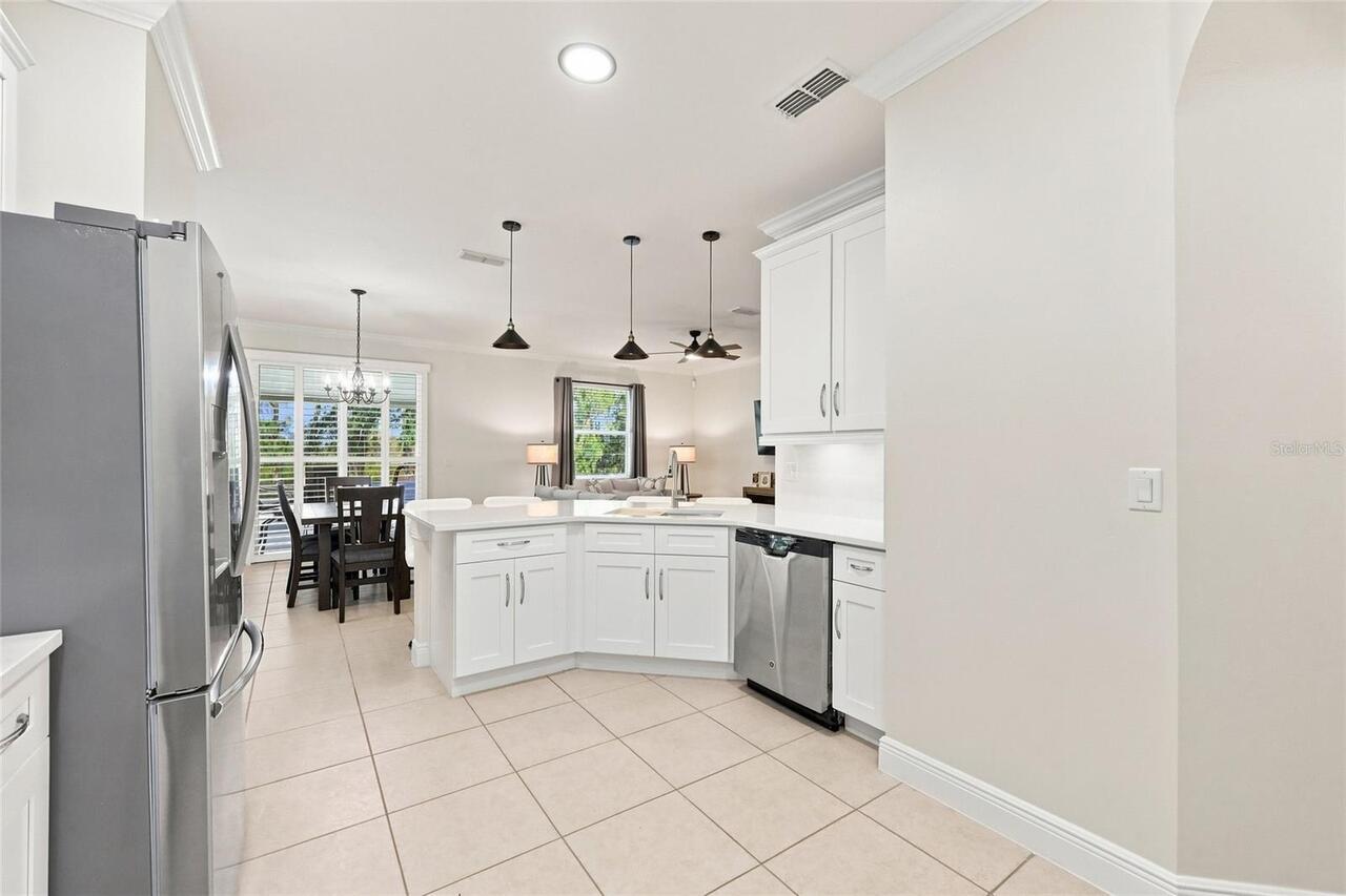 Listing Photo 16
