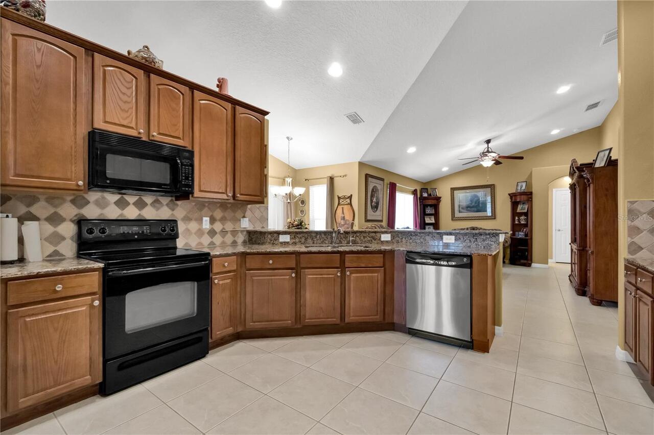 Listing Photo 9