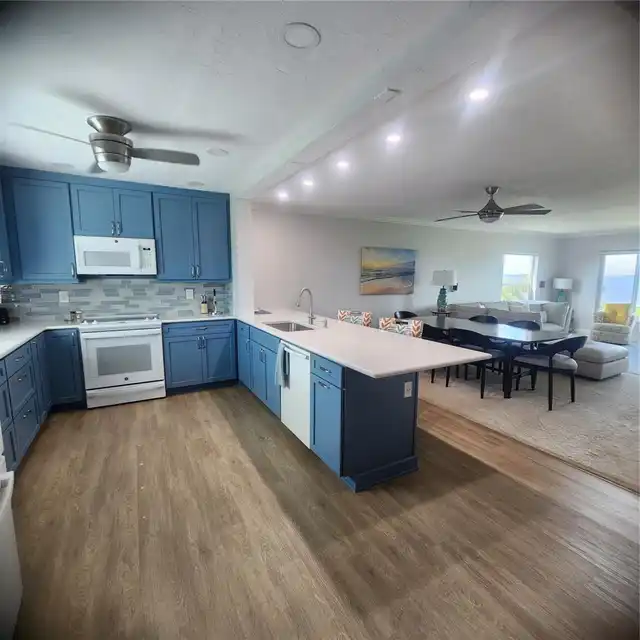 Listing Photo 10