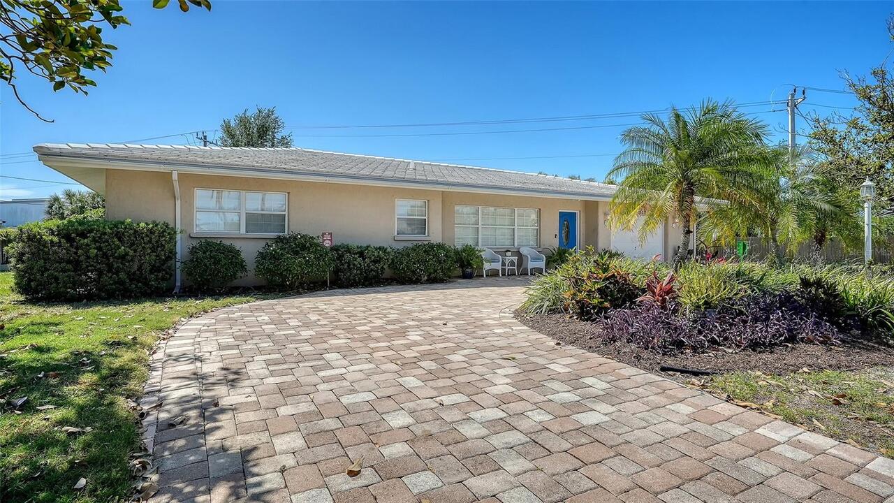 Listing Photo 6