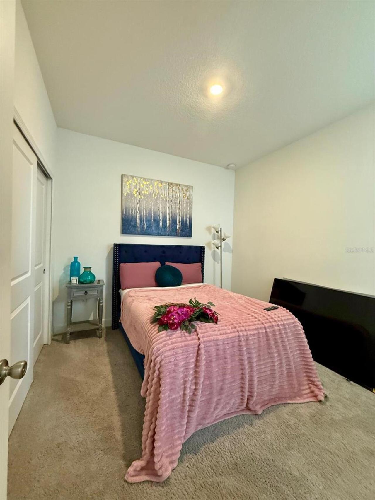 Listing Photo 16