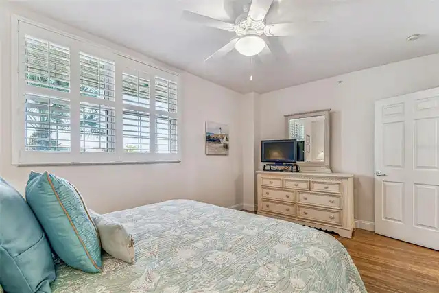 Listing Photo 35