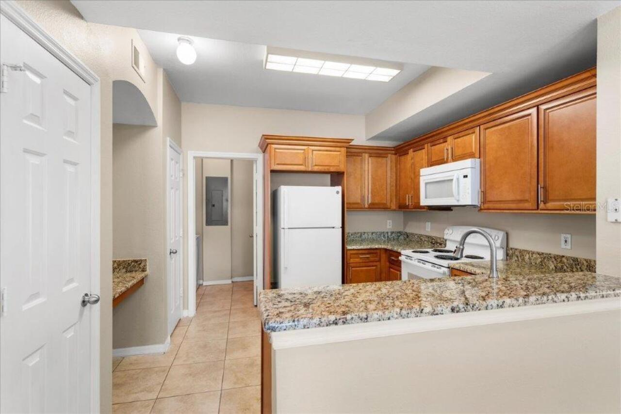 Listing Photo 9