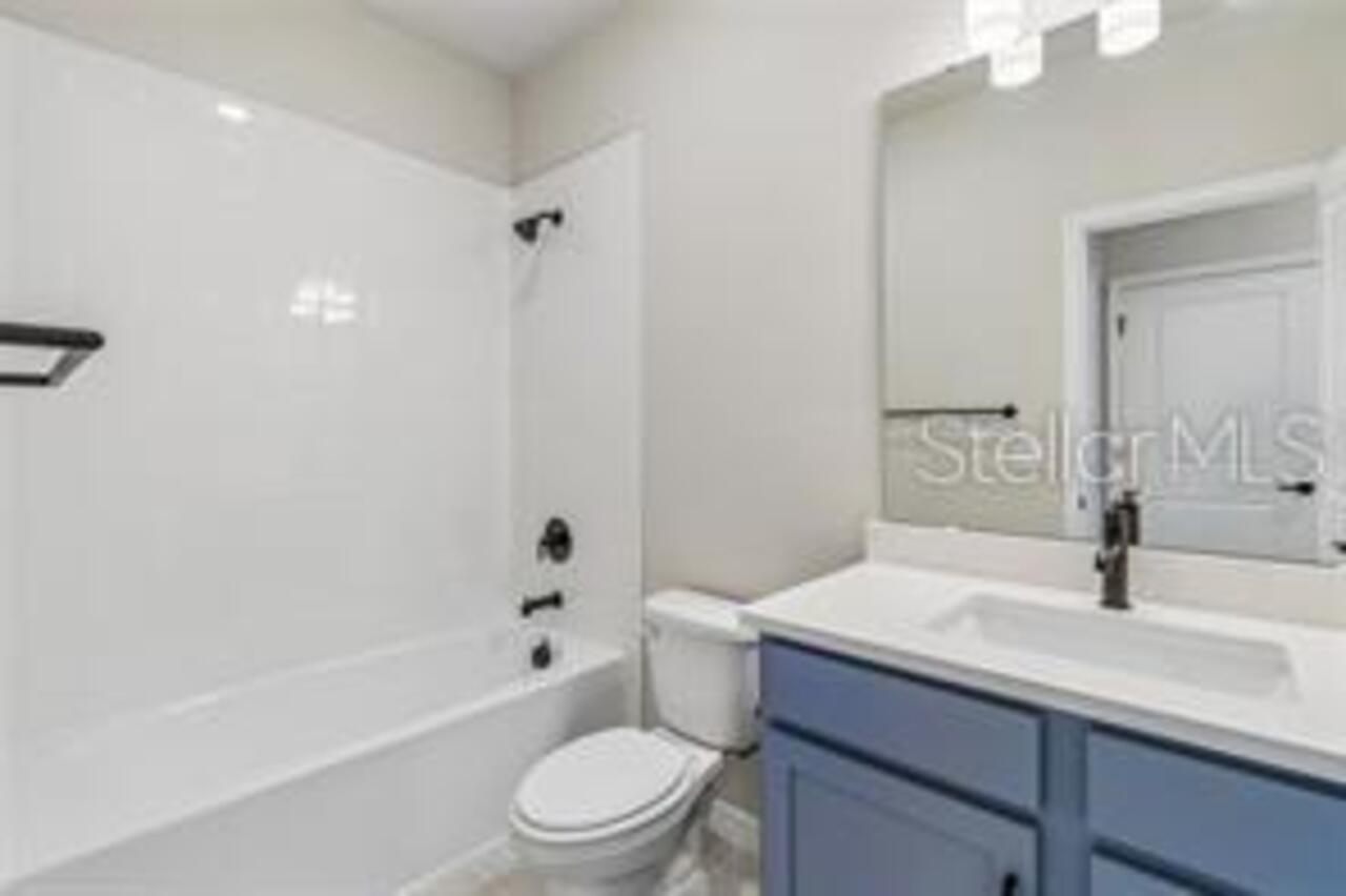 Listing Photo 9