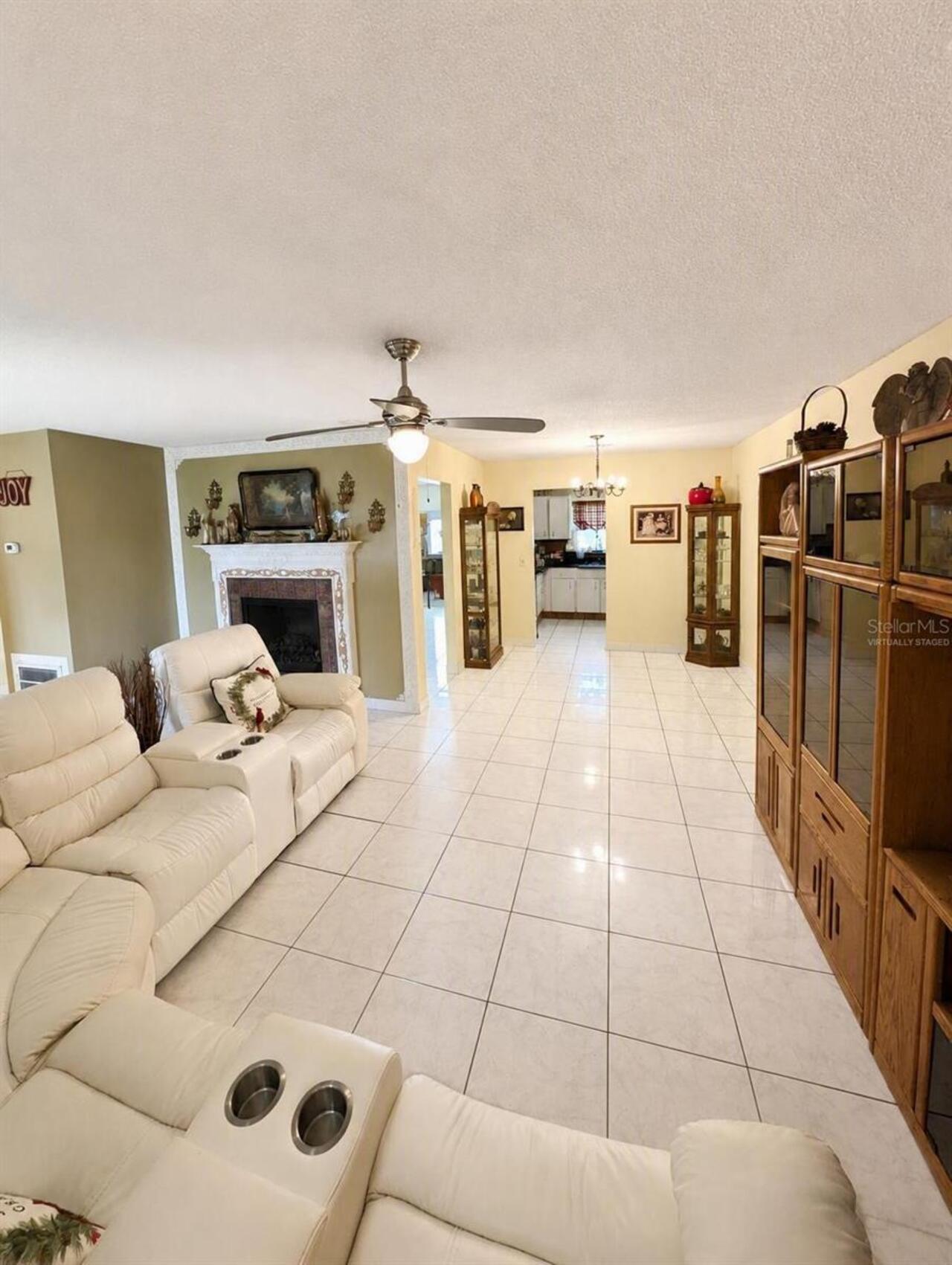 Listing Photo 10