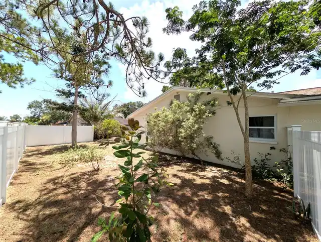 Listing Photo 35