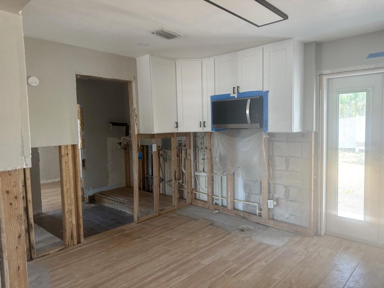 Listing Photo 9