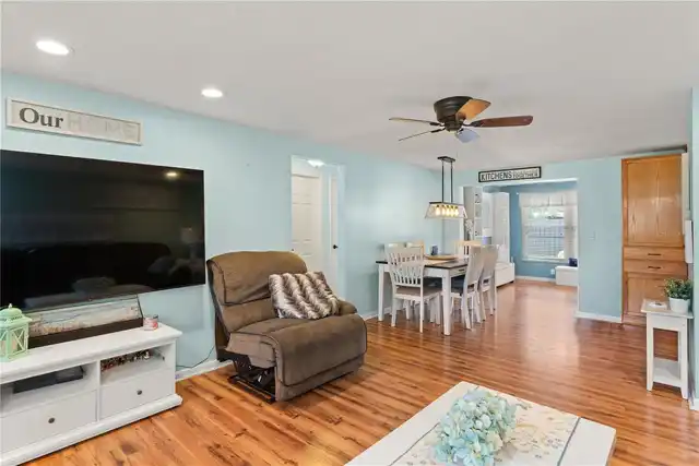 Listing Photo 6