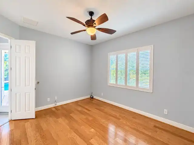 Listing Photo 36