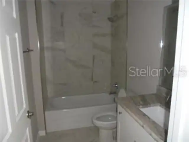 Listing Photo 10