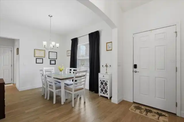 Listing Photo 9