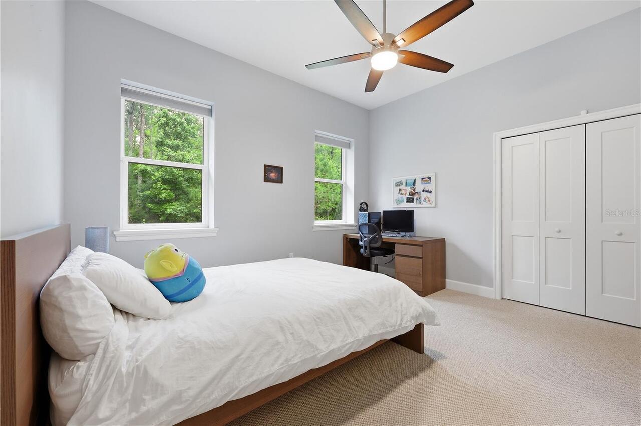 Listing Photo 23