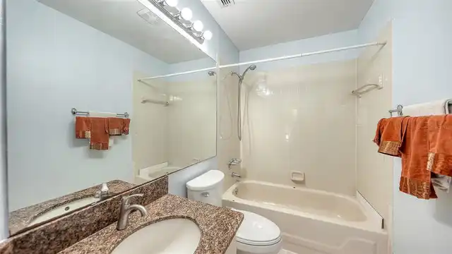 Listing Photo 16