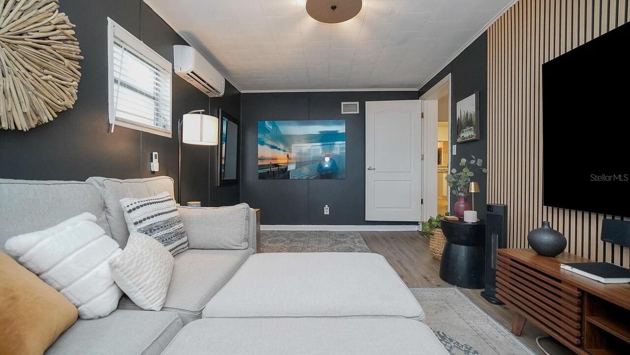 Listing Photo 43