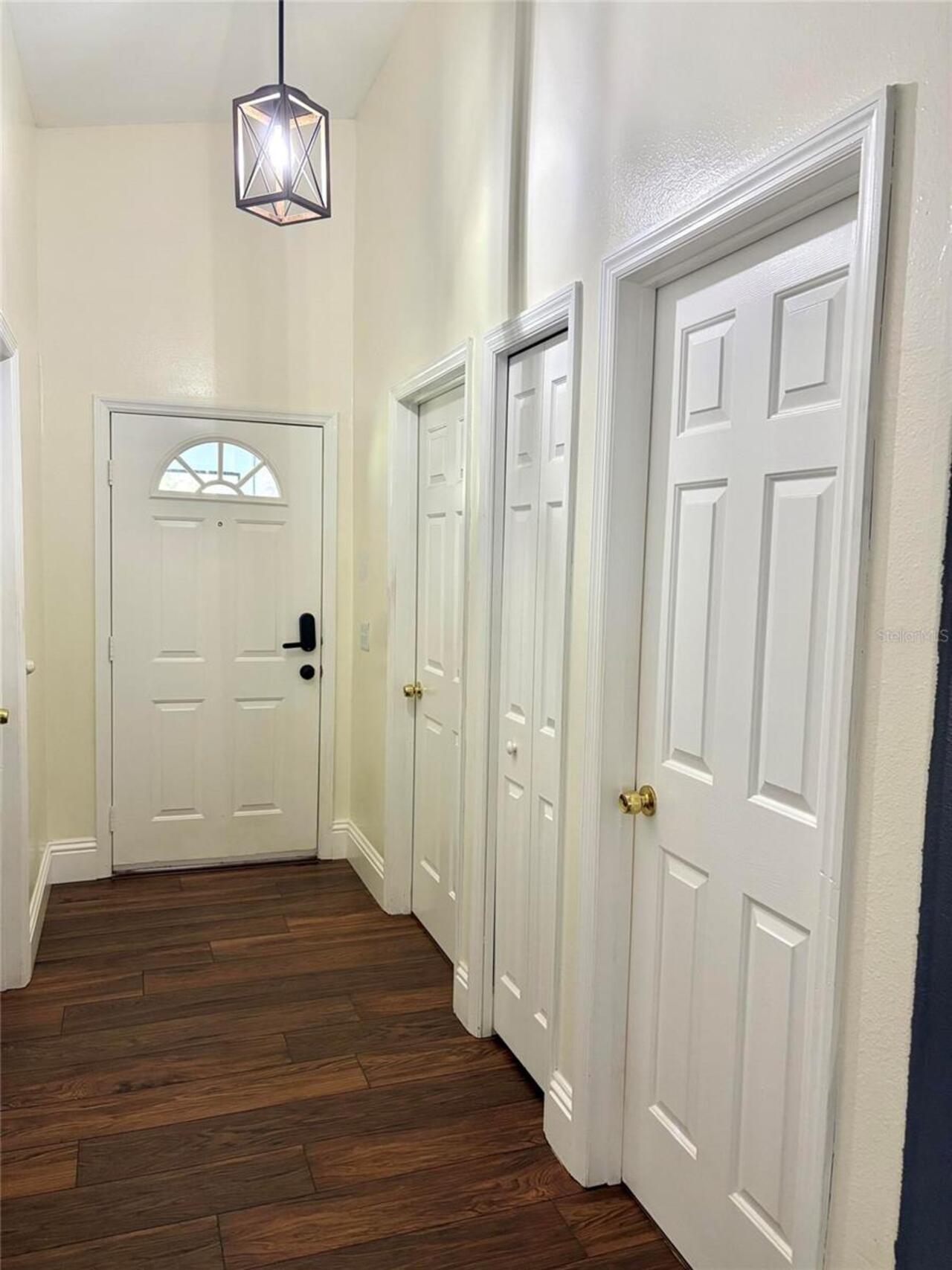 Listing Photo 16