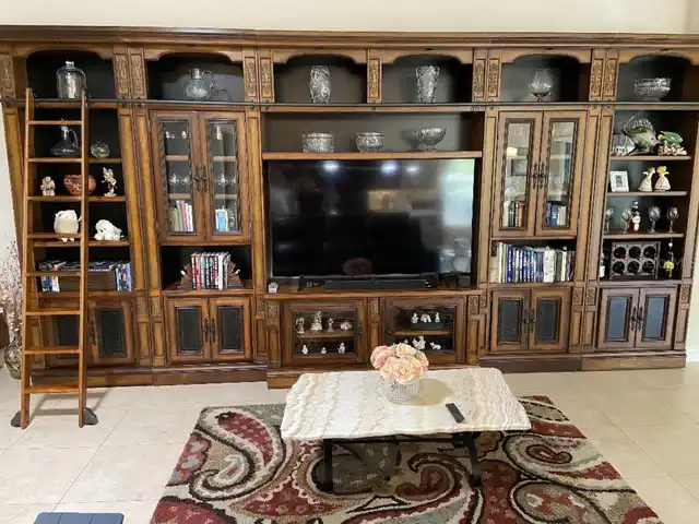Listing Photo 12