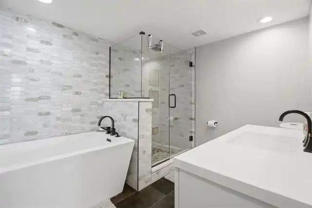 Listing Photo 19