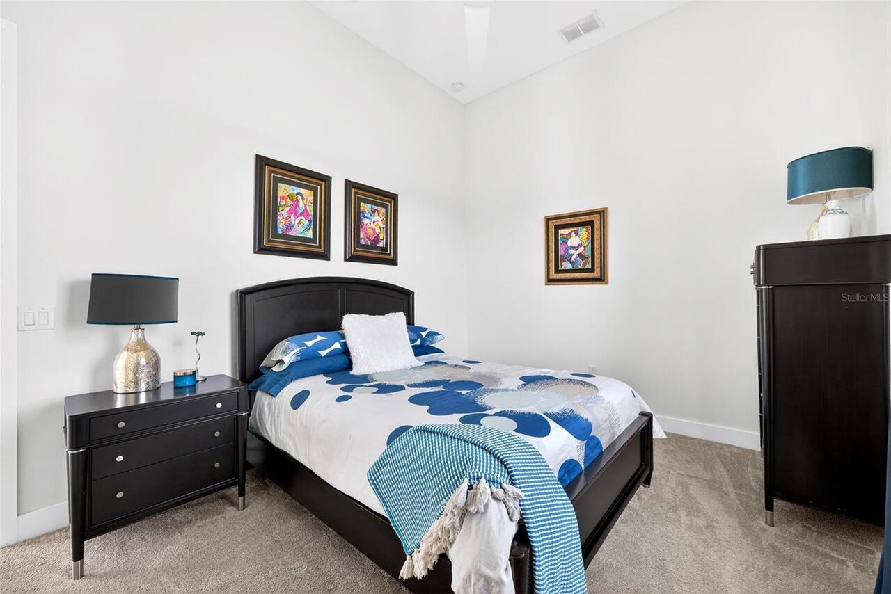 Listing Photo 32