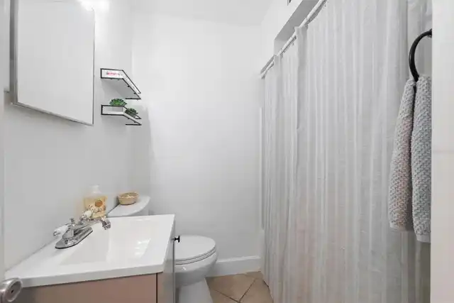 Listing Photo 25
