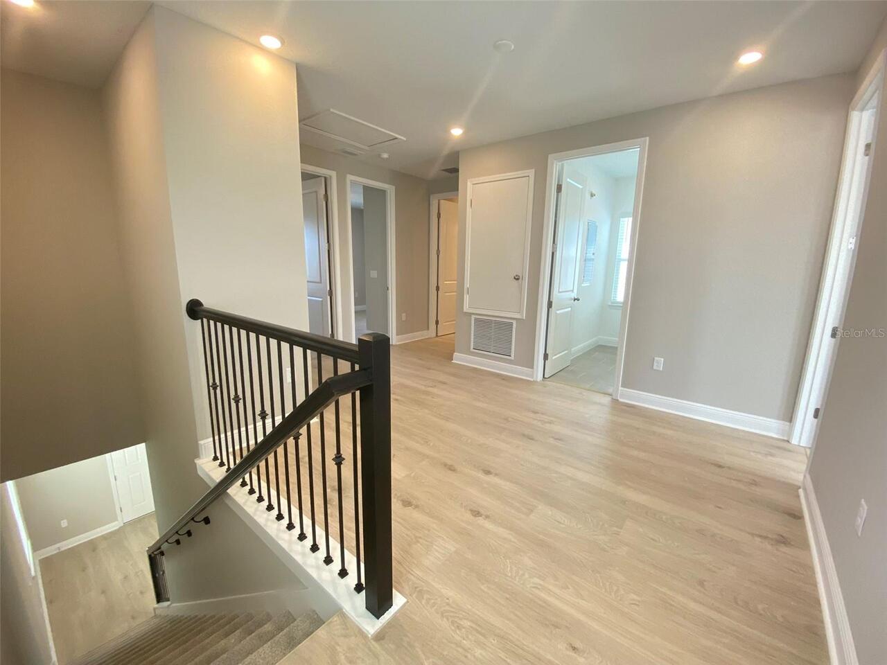 Listing Photo 17