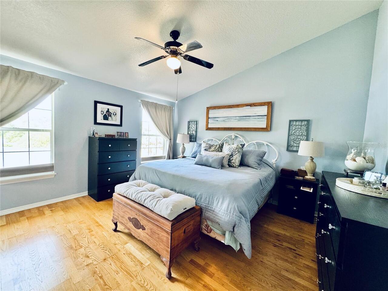Listing Photo 17