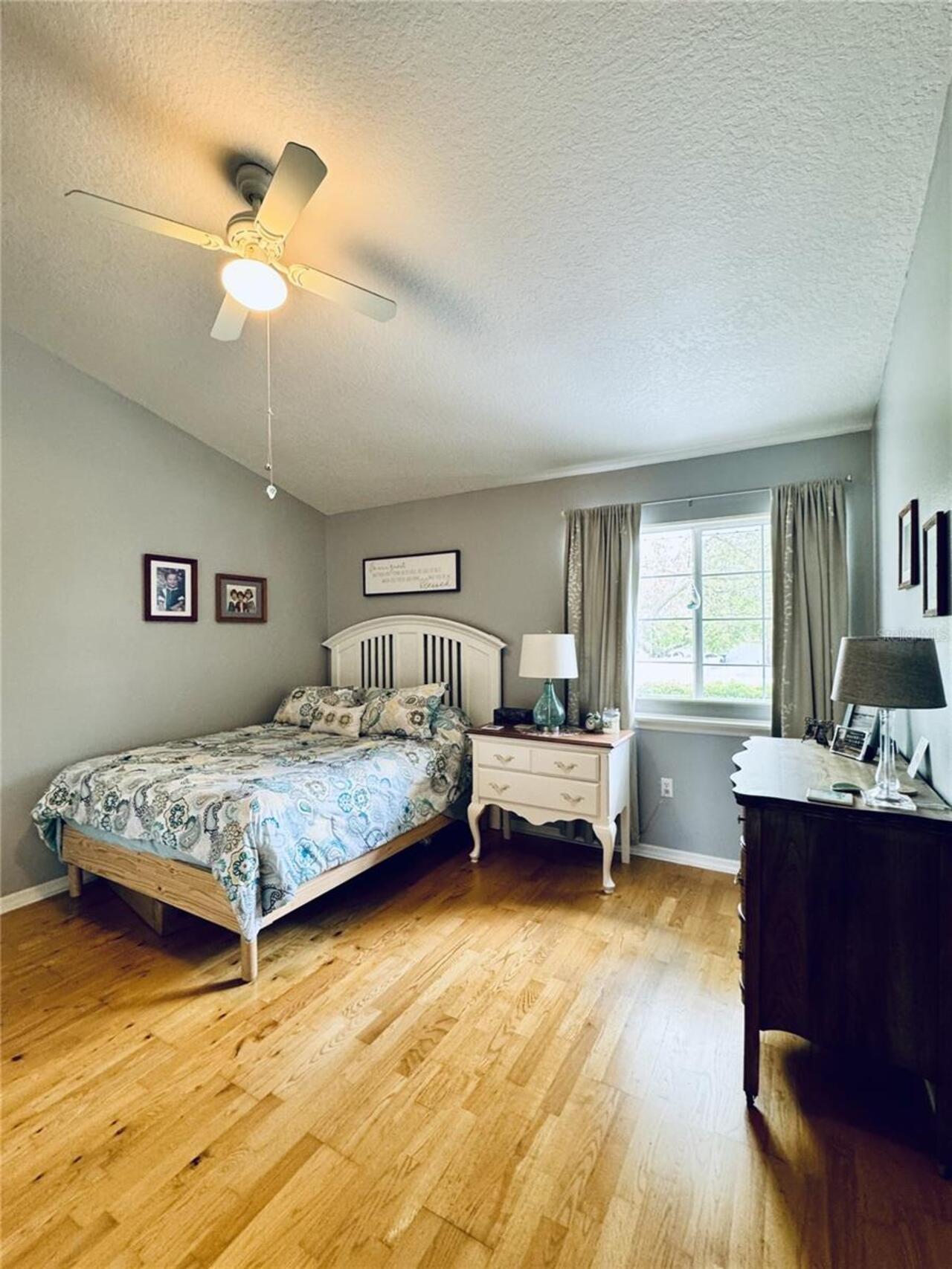 Listing Photo 22