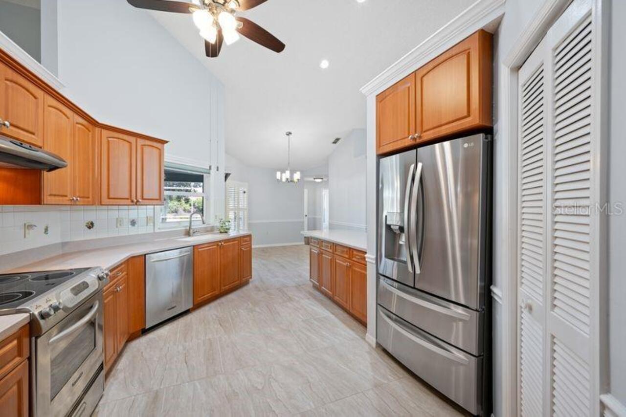 Listing Photo 14