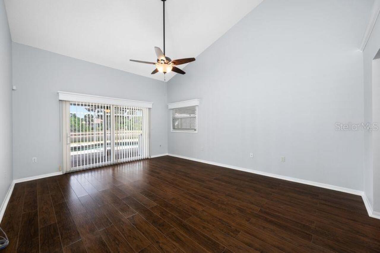 Listing Photo 23