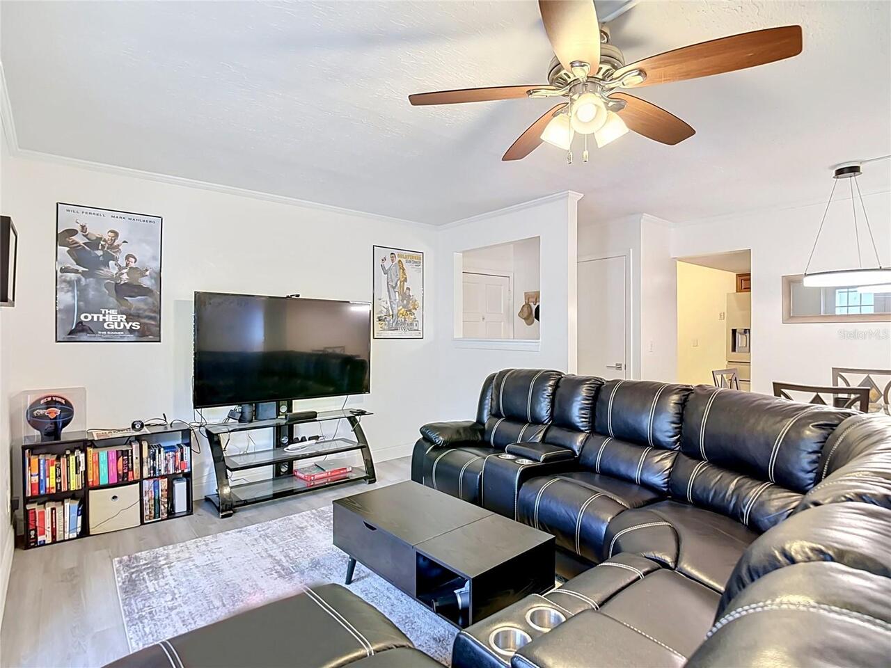 Listing Photo 9