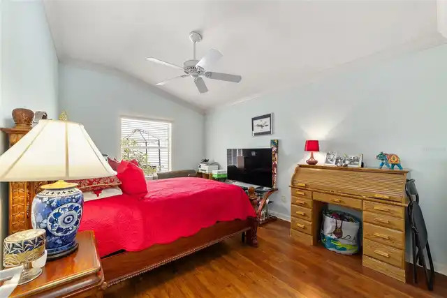 Listing Photo 28