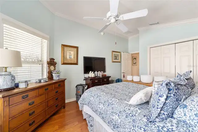Listing Photo 32