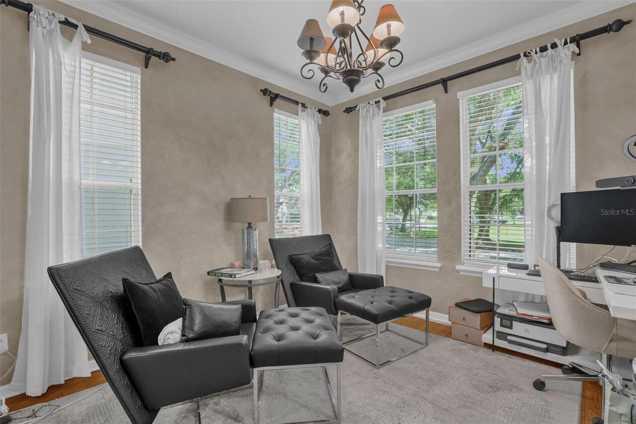 Listing Photo 8