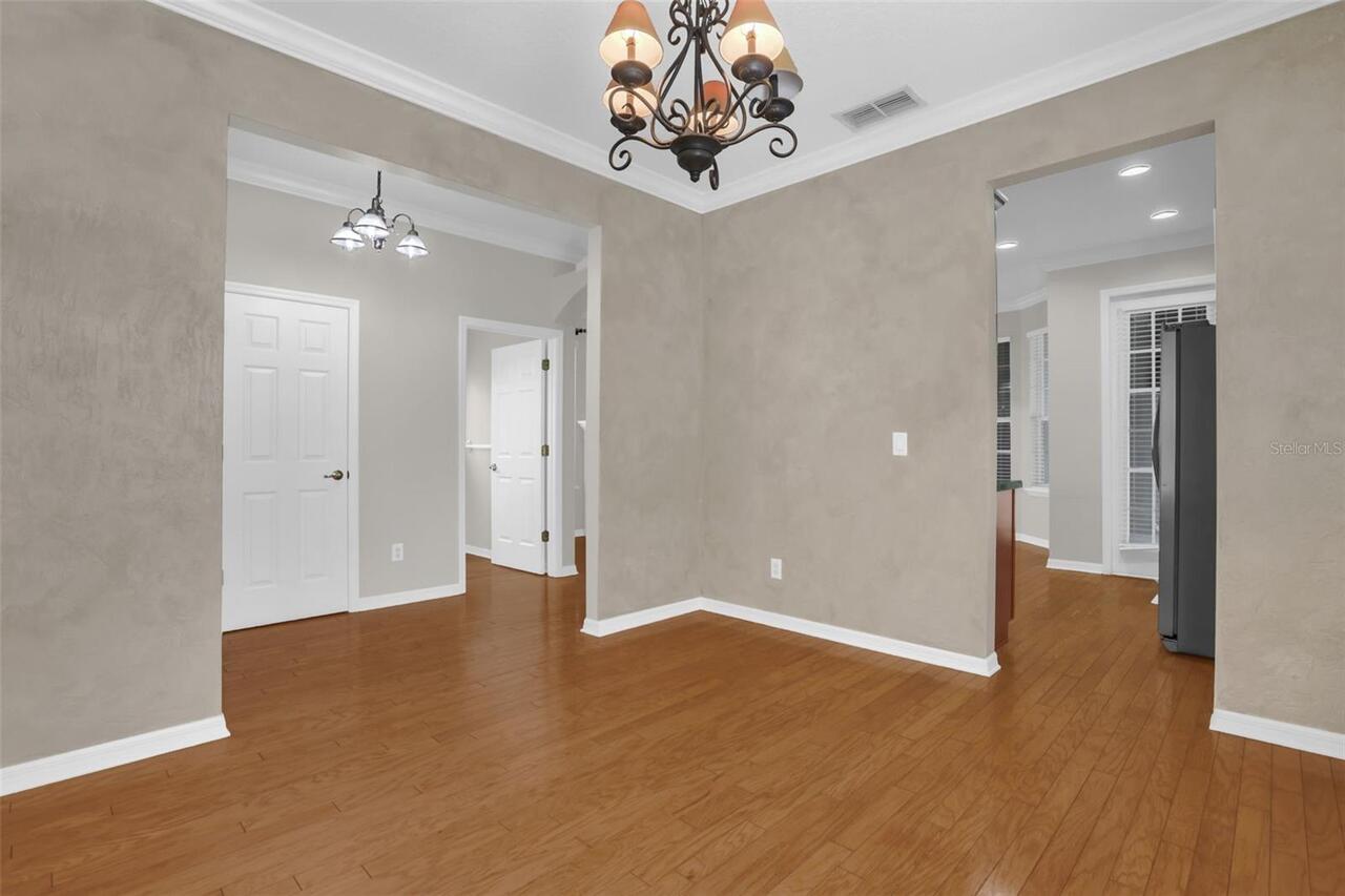 Listing Photo 9