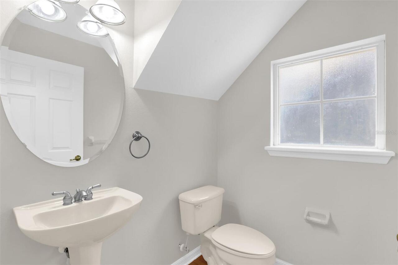 Listing Photo 17