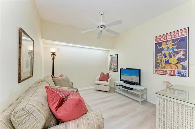 Listing Photo 20