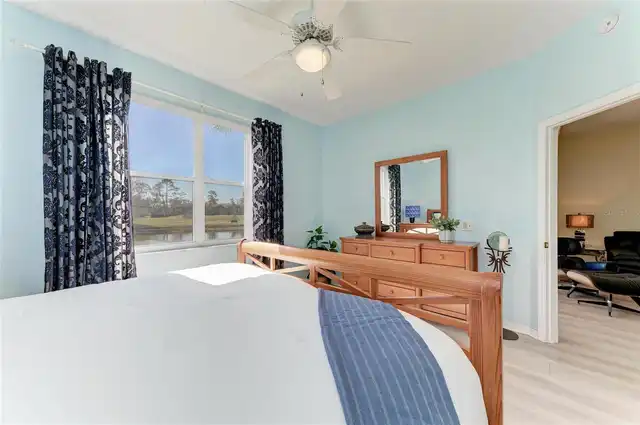 Listing Photo 24