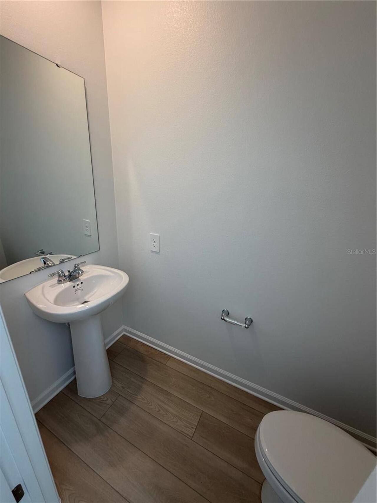 Listing Photo 9