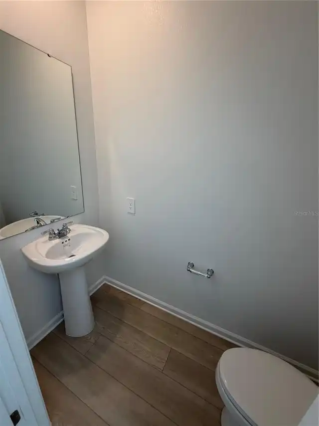 Listing Photo 9