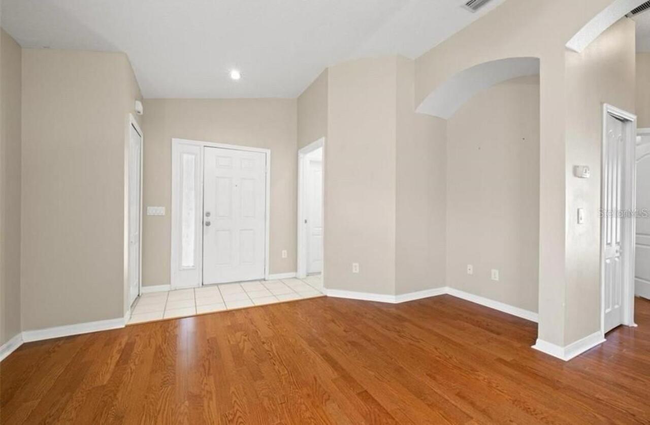 Listing Photo 6