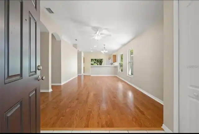 Listing Photo 7