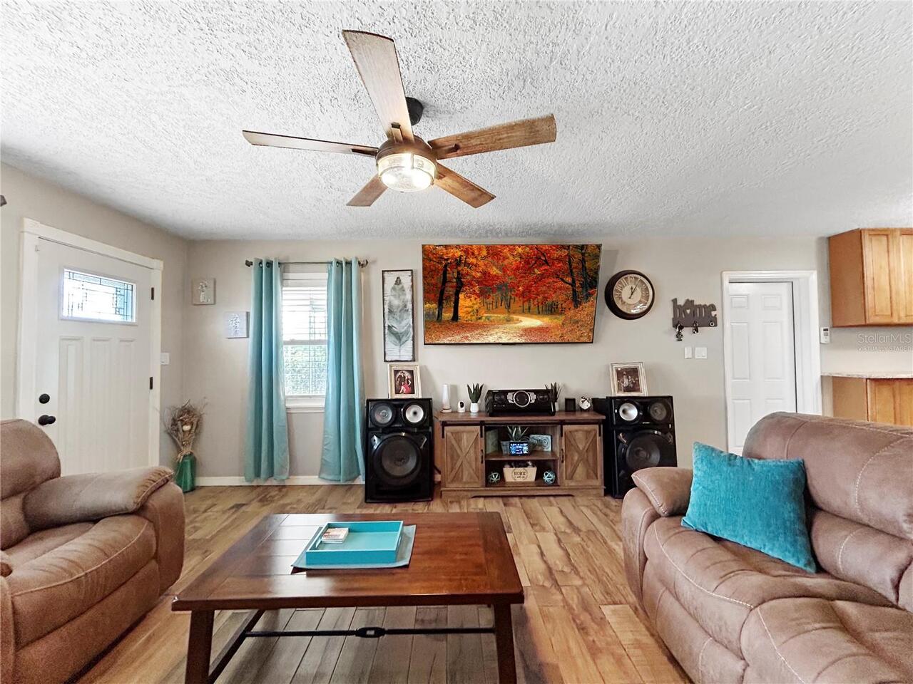 Listing Photo 8