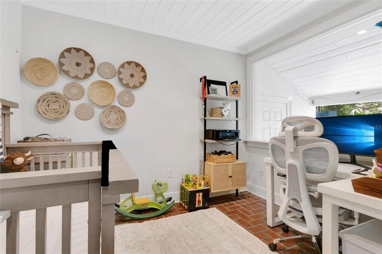 Listing Photo 21