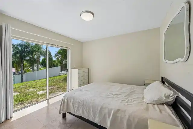 Listing Photo 22