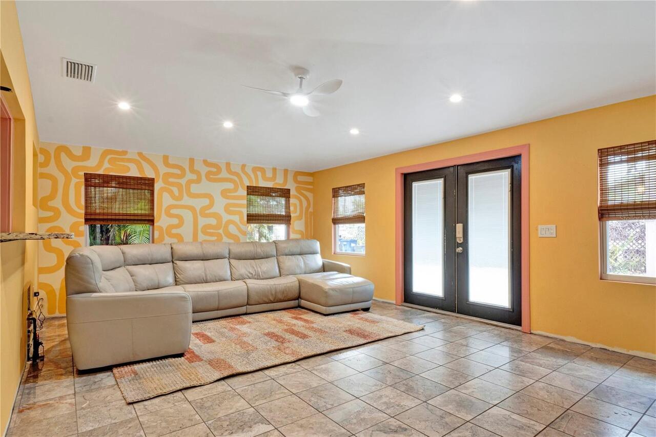 Listing Photo 16