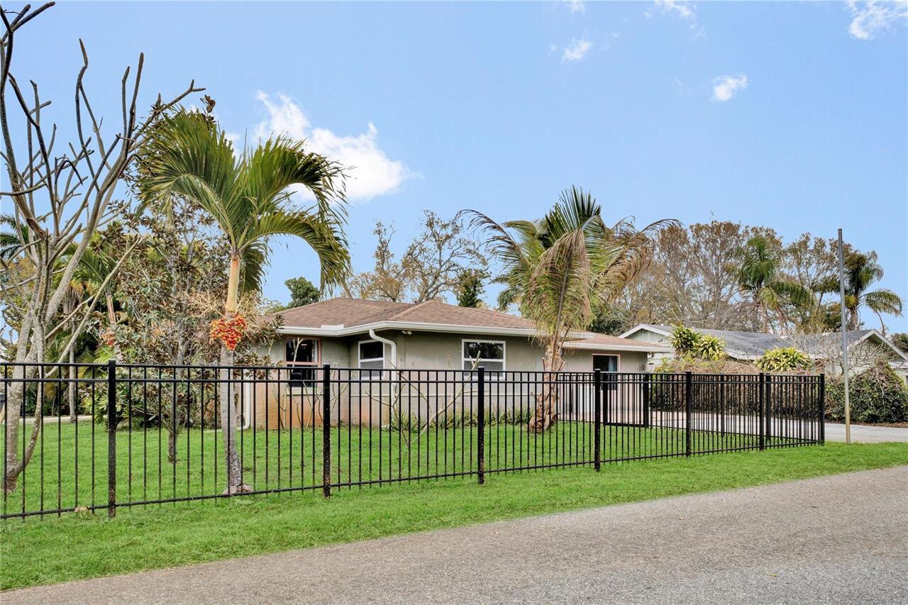 Listing Photo 43