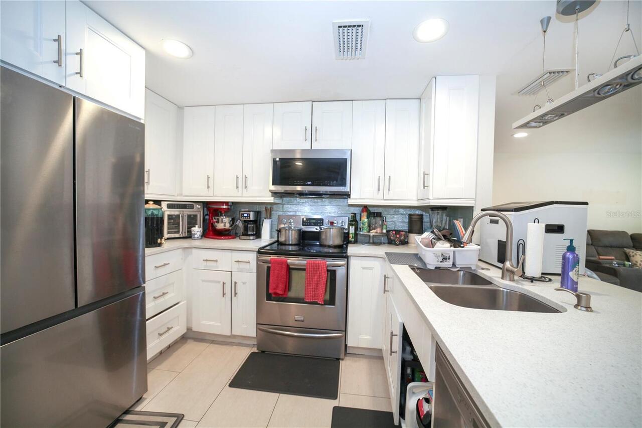 Listing Photo 7