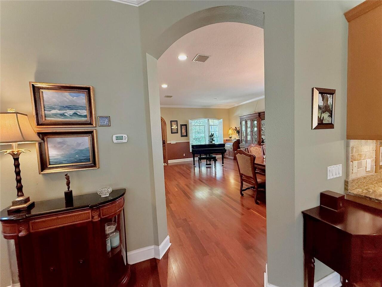Listing Photo 18